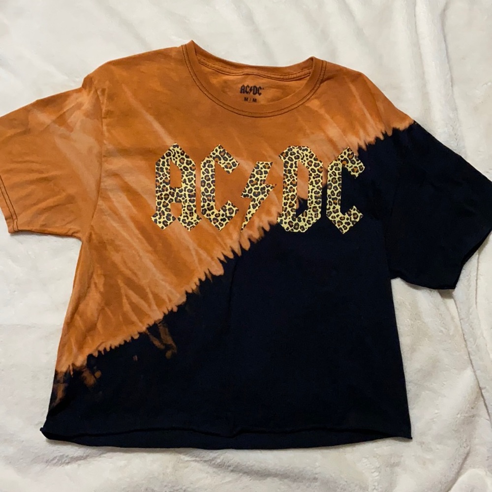 AC/DC CROPPED TEE
